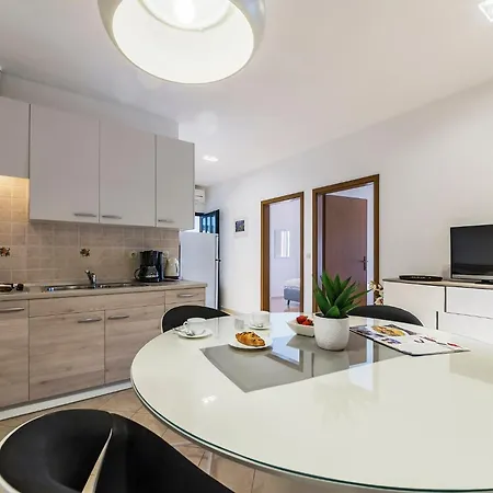 28 Apartamento