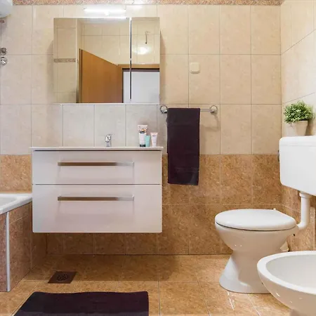 28 Apartamento *